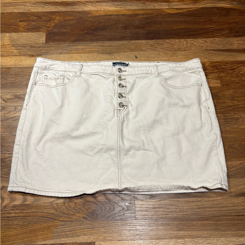 TORRID button fly jean skirt